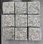 Vzdržljive in cenovno ugodne granitne kocke za tlakovanje